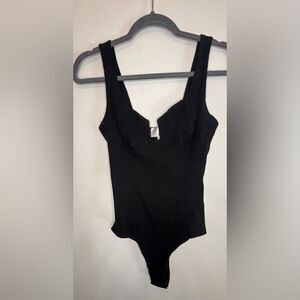 Bobbles & Lace NWT black made the cut bodysuit Size large